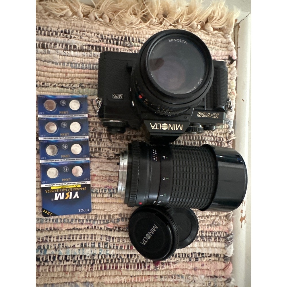 Markdown Minolta X-700 35mm SLR Film Camera Starter Bundle